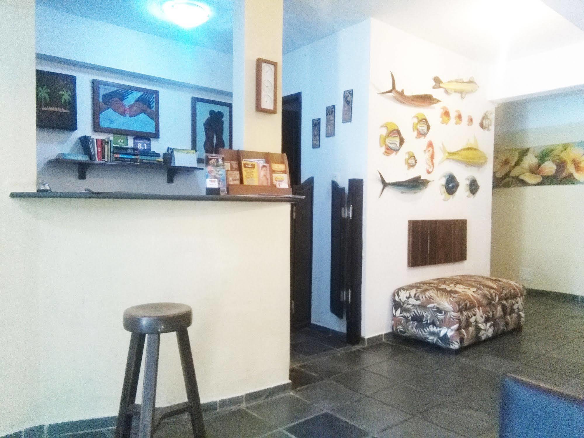 Beijos Y Abracos 2* Natal